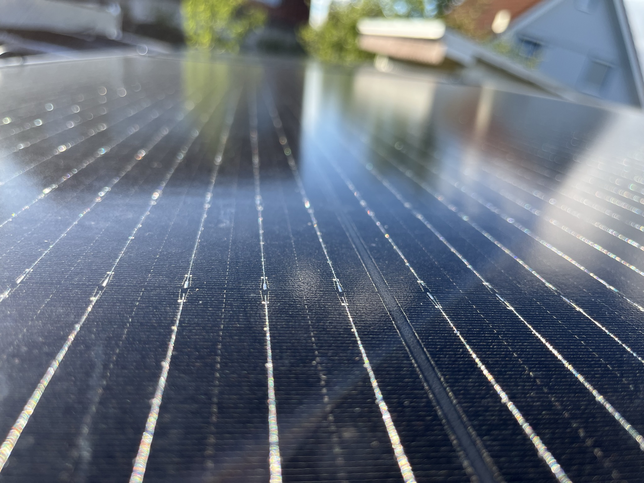 Erfahrungsbericht: PV-Anlage mit Batteriespeicher im Eigenheim